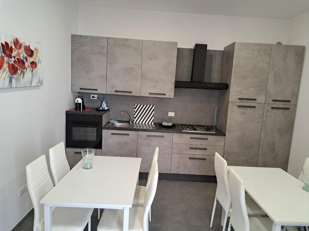 Massaro Apartments Via Firenze Pescara Abruzzo ภายนอก รูปภาพ